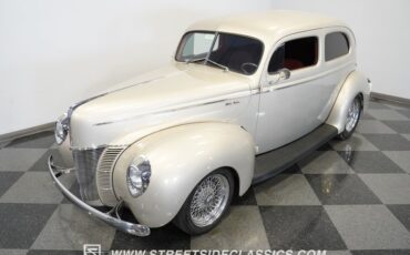 Unknown-Deluxe-1940-Beige-Red-11