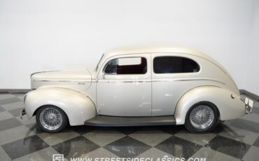 Unknown-Deluxe-1940-Beige-Red-14