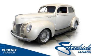 Unknown-Deluxe-1940-Beige-Red-45