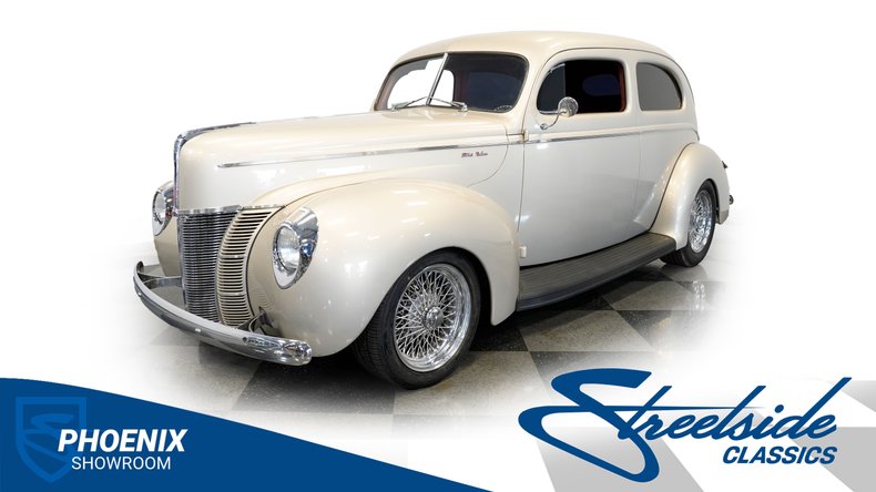 Unknown-Deluxe-1940-Beige-Red-45