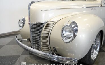 Unknown-Deluxe-1940-Beige-Red-5