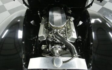 Unknown-Deluxe-1940-Black-Black-1