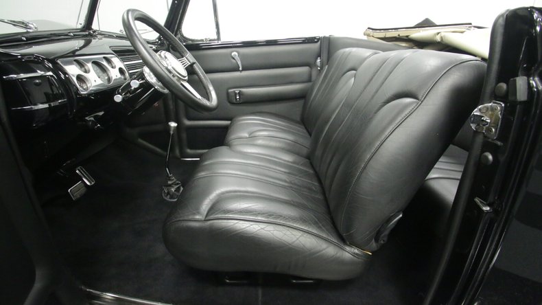 Unknown-Deluxe-1940-Black-Black-2