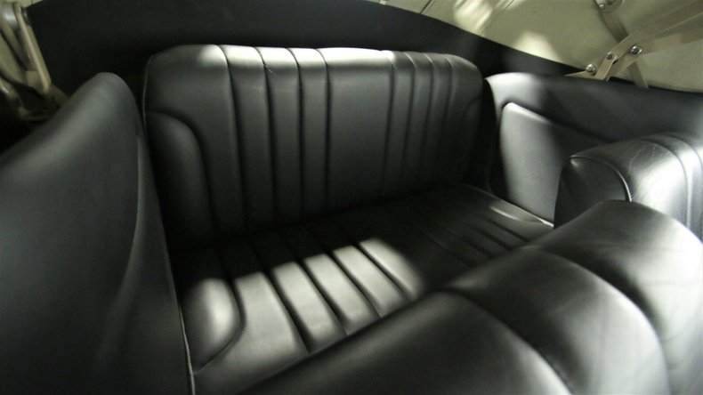 Unknown-Deluxe-1940-Black-Black-49