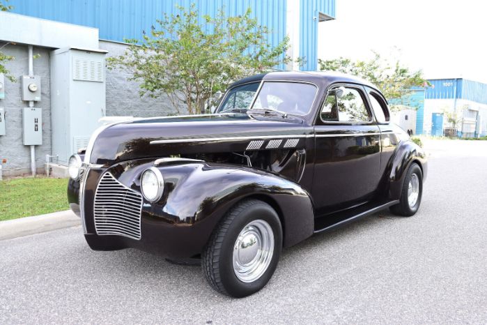 Unknown-Deluxe-1940-Black-Red-1