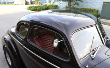 Unknown-Deluxe-1940-Black-Red-10