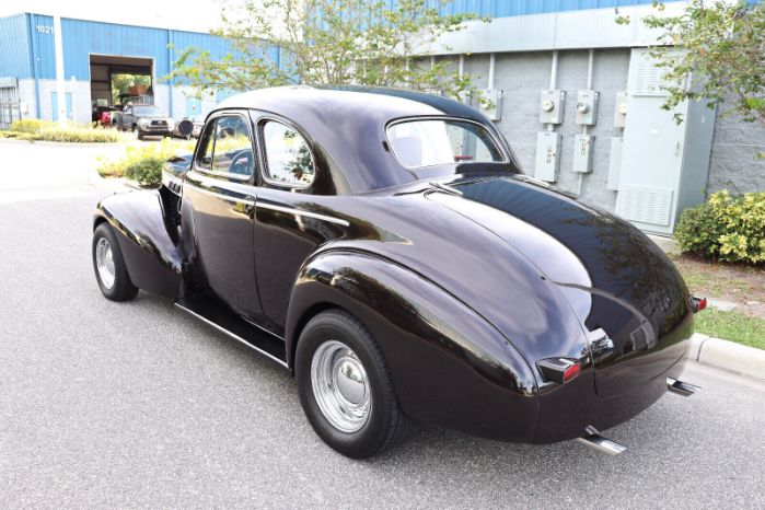 Unknown-Deluxe-1940-Black-Red-12