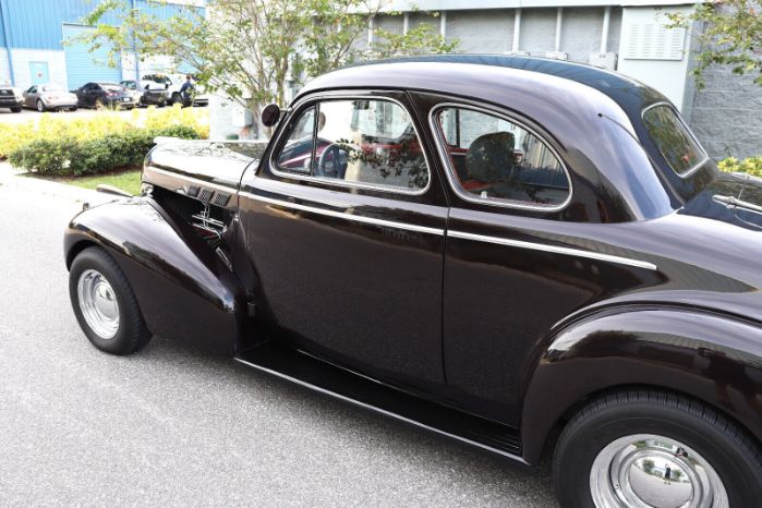 Unknown-Deluxe-1940-Black-Red-16