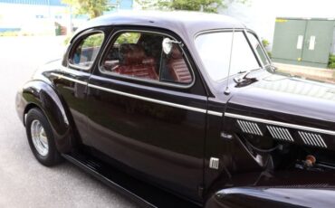 Unknown-Deluxe-1940-Black-Red-18