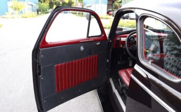 Unknown-Deluxe-1940-Black-Red-21