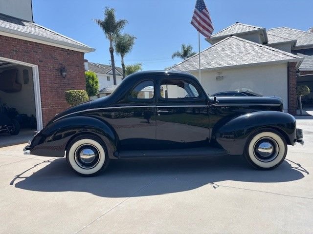 Unknown-Deluxe-1940-Black-Tan-17
