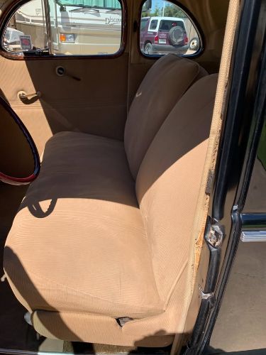 Unknown-Deluxe-1940-Black-Tan-17