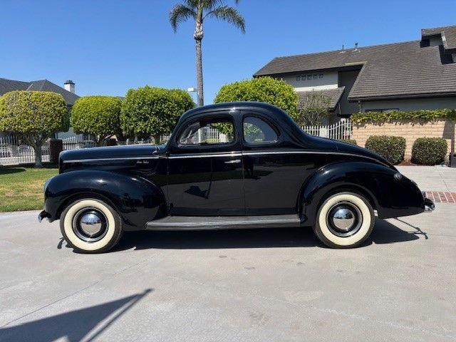 Unknown-Deluxe-1940-Black-Tan-18