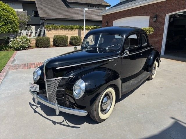 Unknown-Deluxe-1940-Black-Tan-19