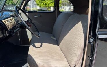 Unknown-Deluxe-1940-Black-Tan-2