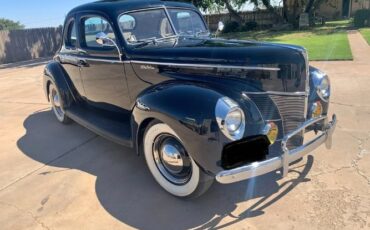Unknown-Deluxe-1940-Black-Tan