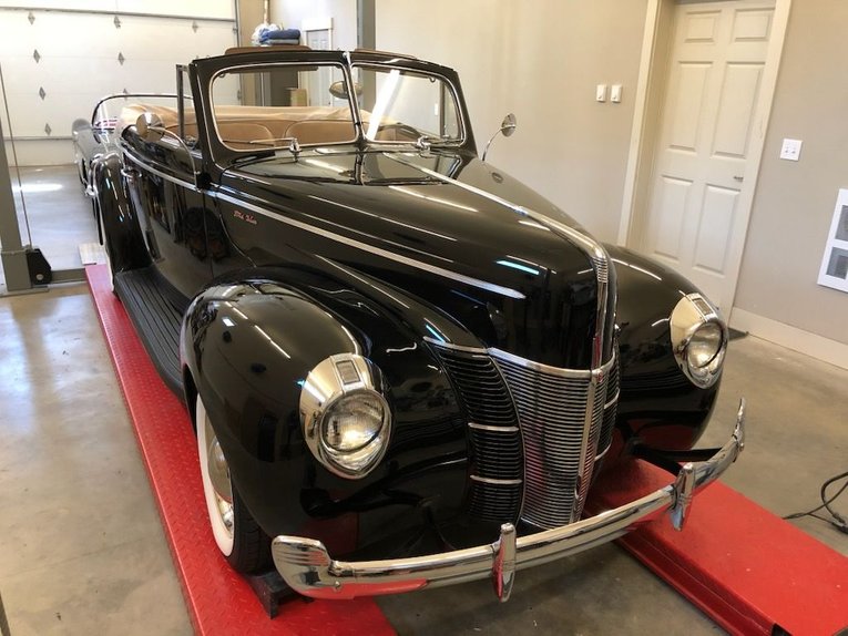 Unknown-Deluxe-1940-Black-tan-3