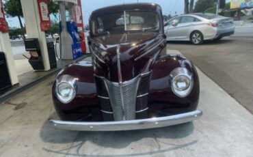 Unknown-Deluxe-1940-Burgundy-Gray-10