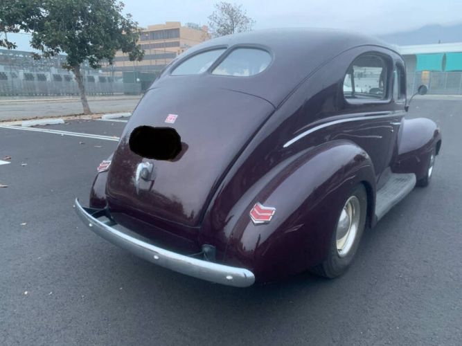 Unknown-Deluxe-1940-Burgundy-Gray-5