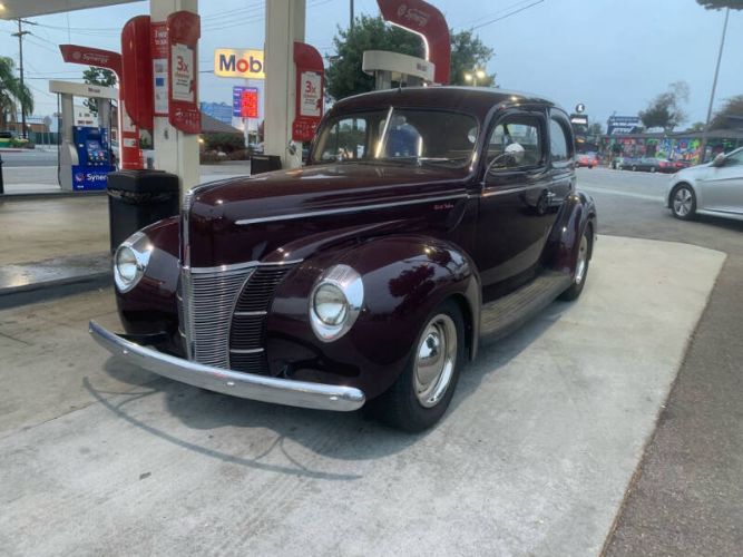 Unknown-Deluxe-1940-Burgundy-Gray-9