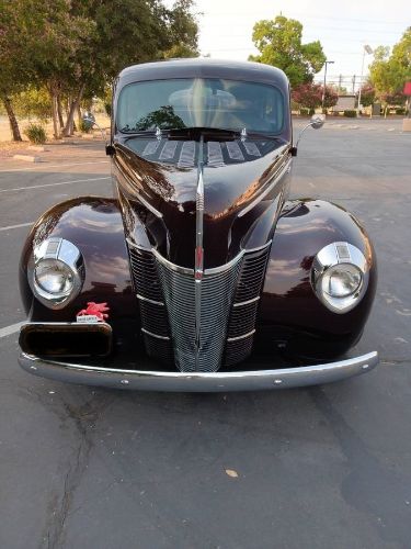 Unknown-Deluxe-1940-Custom-2