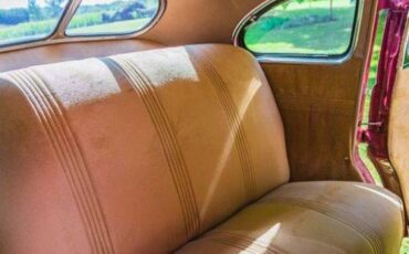 Unknown-Deluxe-1940-Custom-8