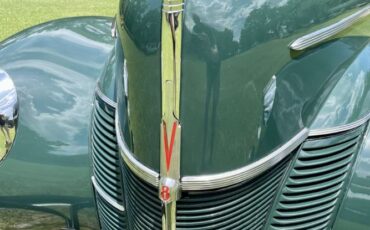 Unknown-Deluxe-1940-Green-24