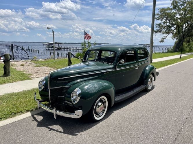 Unknown-Deluxe-1940-Green-29