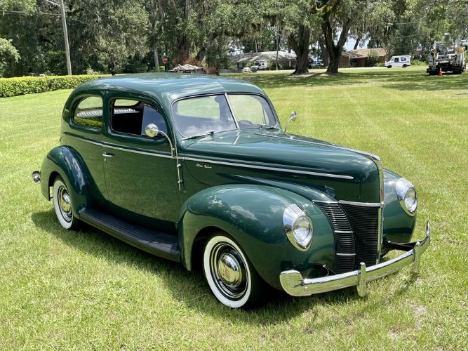 Unknown-Deluxe-1940-Green-7