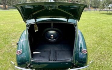 Unknown-Deluxe-1940-Green-9