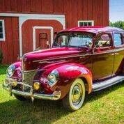 Unknown-Deluxe-1940-Maroon-Tan-1