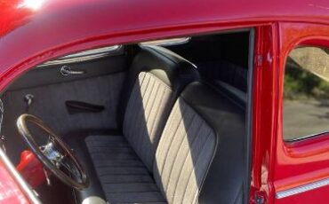 Unknown-Deluxe-1940-Red-1