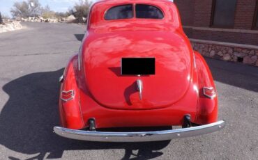 Unknown-Deluxe-1940-Red