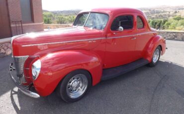 Unknown-Deluxe-1940-Red-2