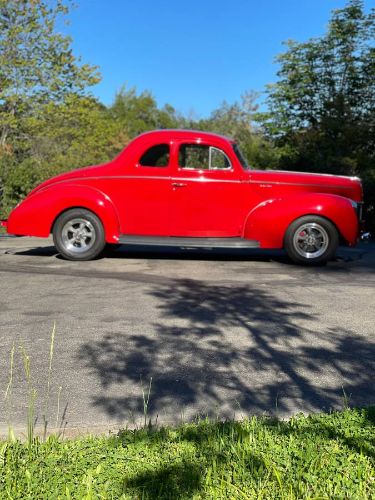 Unknown-Deluxe-1940-Red-2