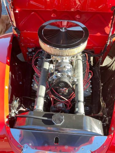 Unknown-Deluxe-1940-Red-5