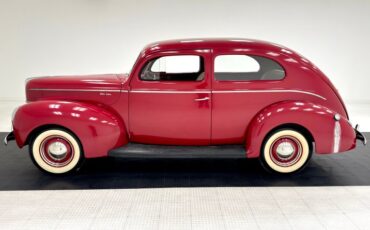 Unknown-Deluxe-1940-Red-Tan-1