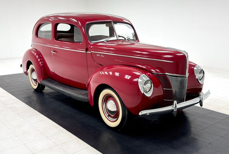 Unknown-Deluxe-1940-Red-Tan-25
