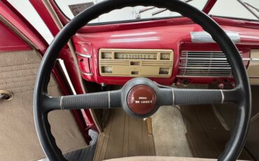 Unknown-Deluxe-1940-Red-Tan-30