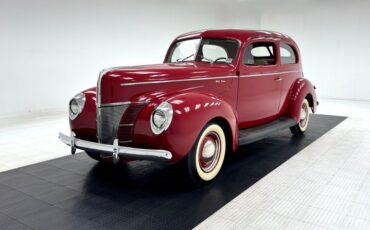 Unknown-Deluxe-1940-Red-Tan