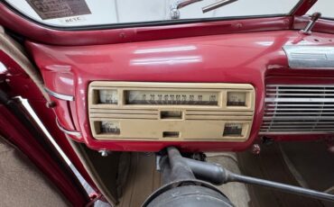 Unknown-Deluxe-1940-Red-Tan-45