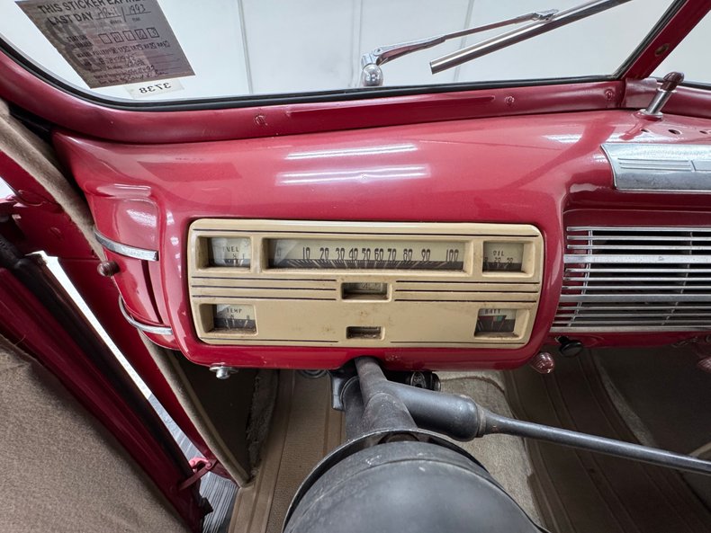 Unknown-Deluxe-1940-Red-Tan-45