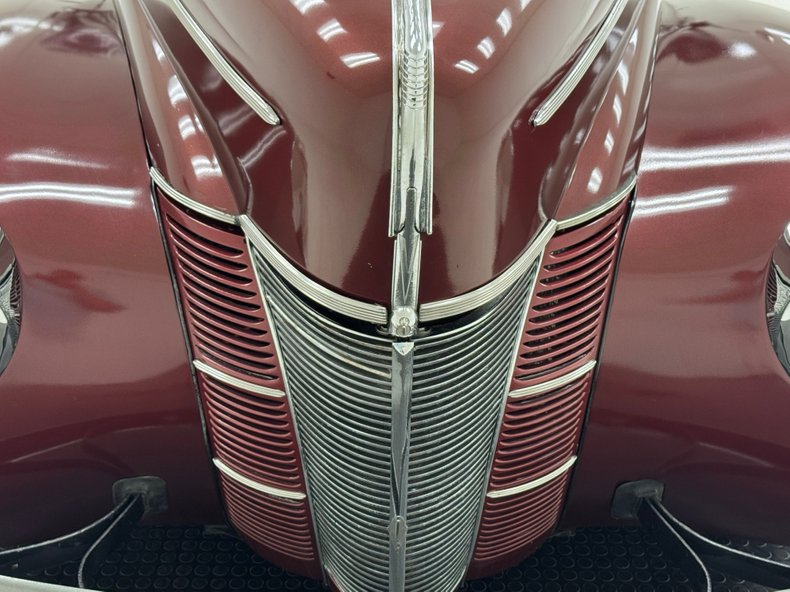 Unknown-Deluxe-1940-Ruby-Red-Pearl-Black-15