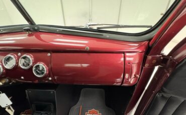 Unknown-Deluxe-1940-Ruby-Red-Pearl-Black-41