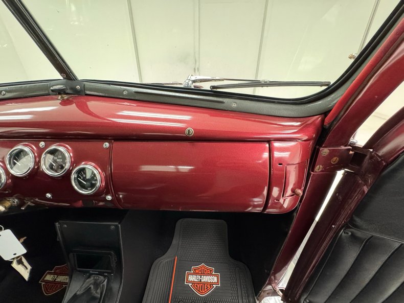 Unknown-Deluxe-1940-Ruby-Red-Pearl-Black-41