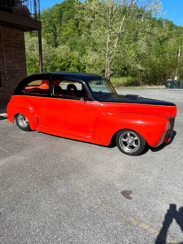 Unknown-Deluxe-1941-Custom-10