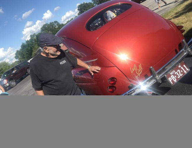 Unknown-Deluxe-1941-Maroon-red-2