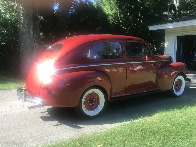Unknown-Deluxe-1941-Maroon-red-4