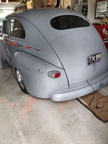 Unknown-Deluxe-1946-Custom-4