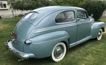 Unknown-Deluxe-1946-Robin-Egg-Blue-Gray-1